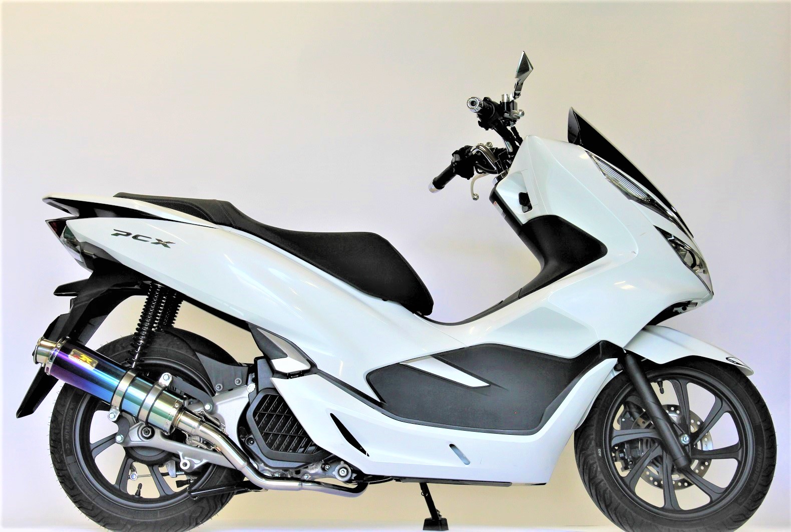 特上美品 リアライズ│22Racing SUS マフラー│PCX125 PCX150